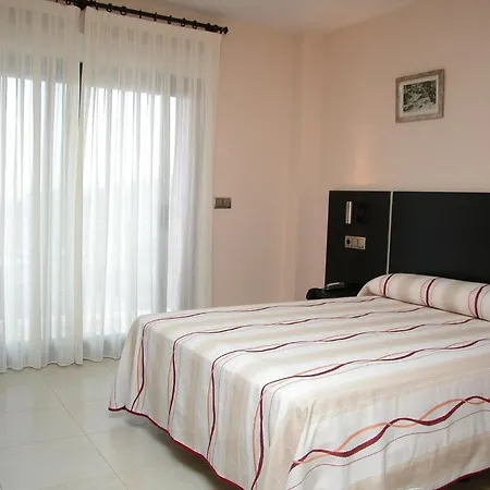 A Bota Hotel 3*